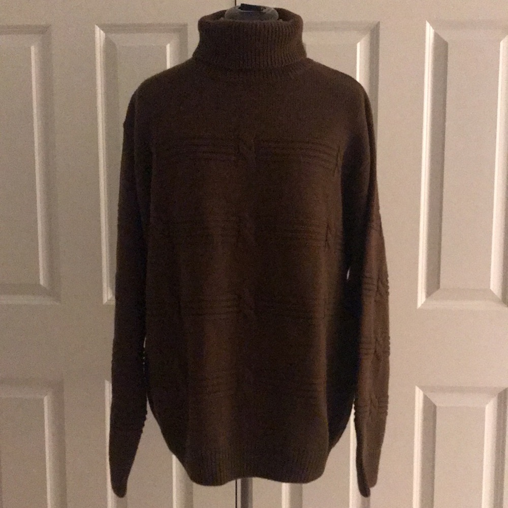 Vintage Woods & Gray Brown Cable Knit Turtleneck Sweater L